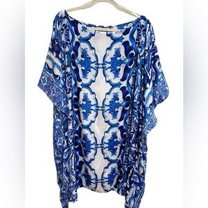 Giacomo Cinque White and Blue Wide Open Neckline Flutter Sleeve Tunic